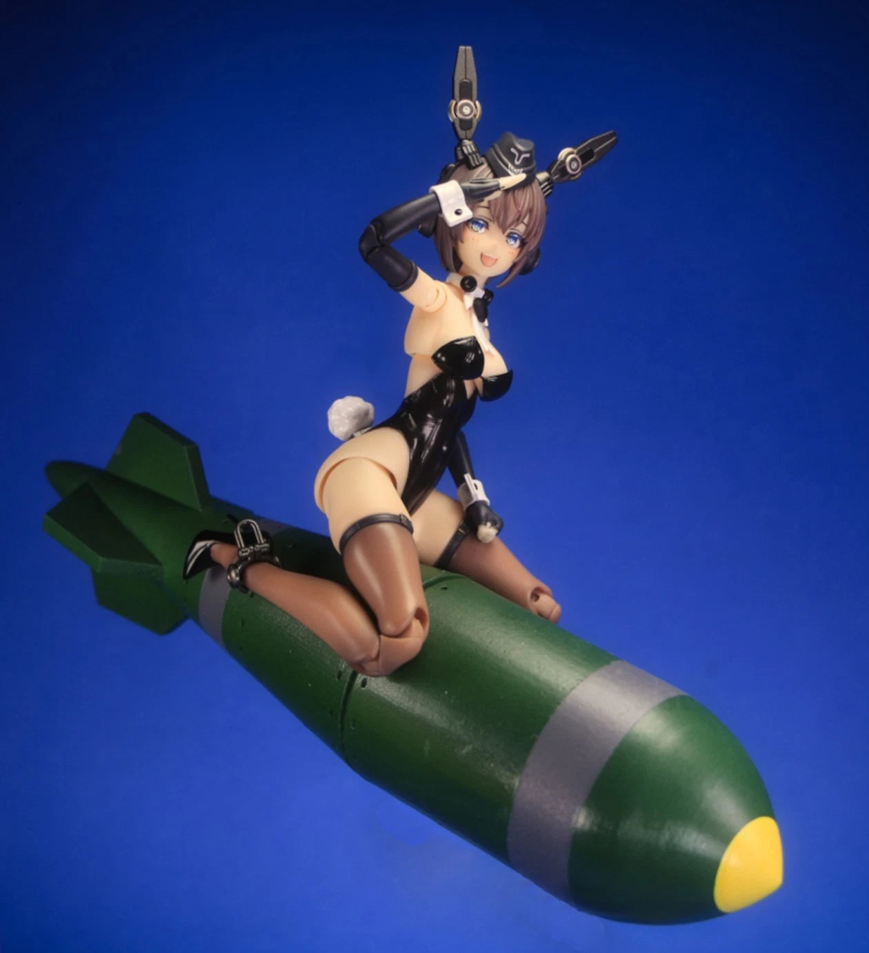 Snail Shell Panzer Bunny Anneliese 1/12 Scale Action Figure