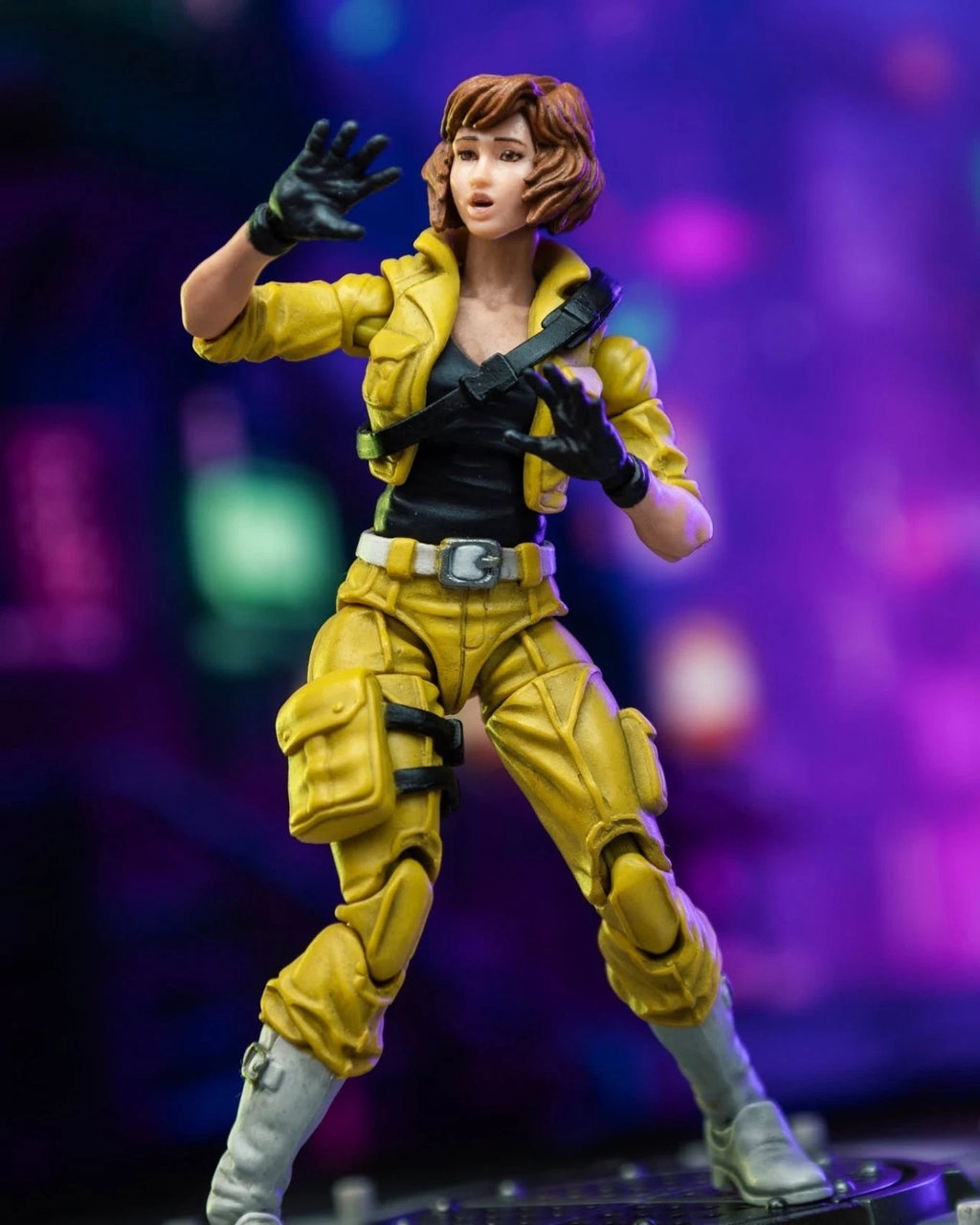 JOYTOY Teenage Mutant Ninja Turtles April O'Neill 1 18 action figure UK