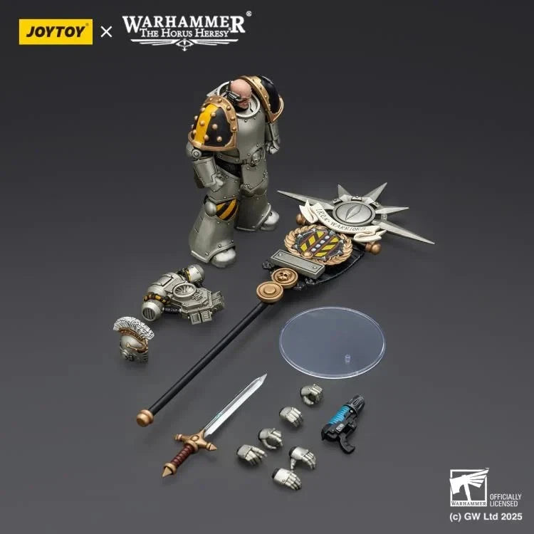 JoyToy Iron Warriors Command Squad Chosen Standard Bearer – Warhammer: The Horus Heresy 1/18 Scale Figure
